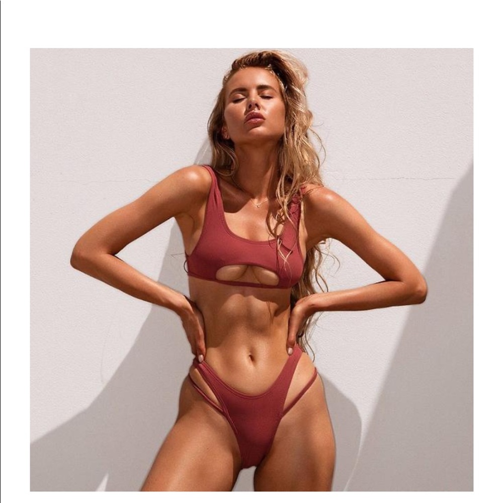 Iwalani swim set!